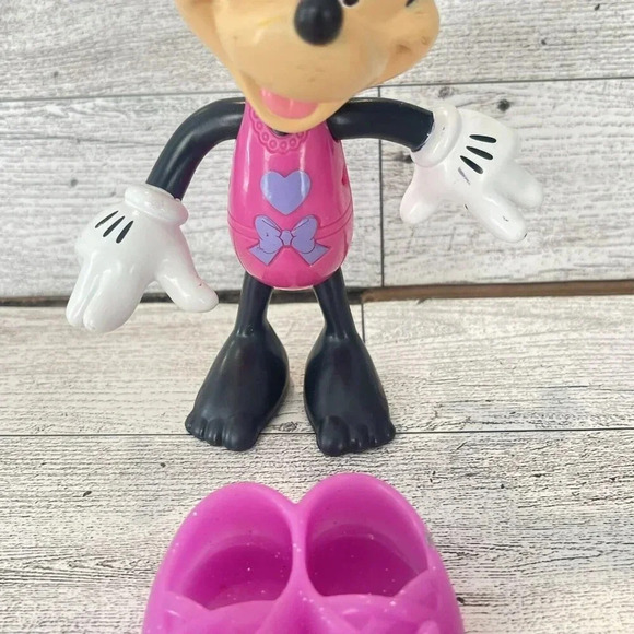 Vintage 2011 Disney Snap n ‘Style Minnie Mouse Mattel Figure And Shoes - Picture 3 of 9